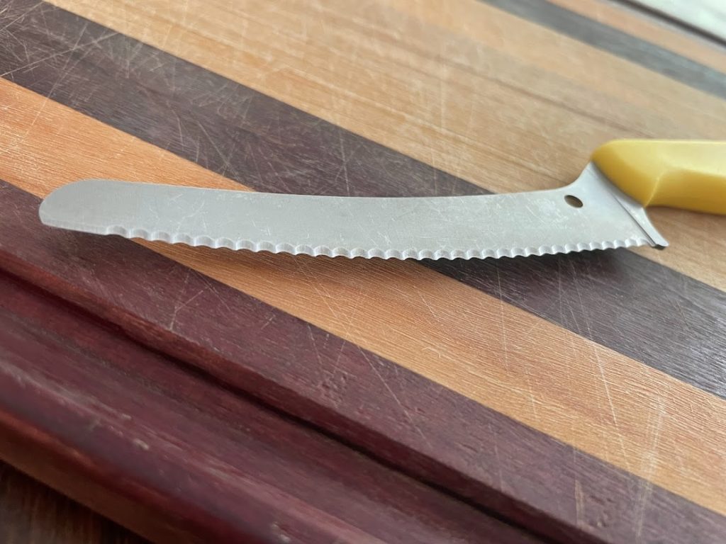 Spyderco Z cut. I have loved cooking long before I got into knives. As  someone that loves spyderco and cooking, these kitchen blades are perfect  slicers 🤘🏻 : r/spyderco