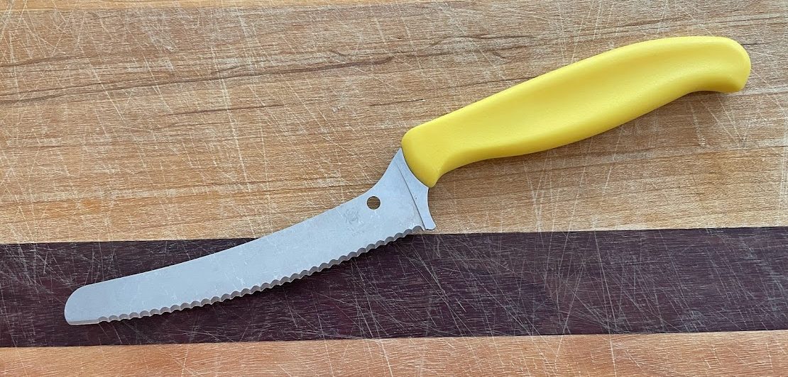Cut or Carry: Spyderco Z-Cut Blunt Tip Kitchen Knife Review